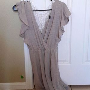 COPY - Light pink dress with decorative back